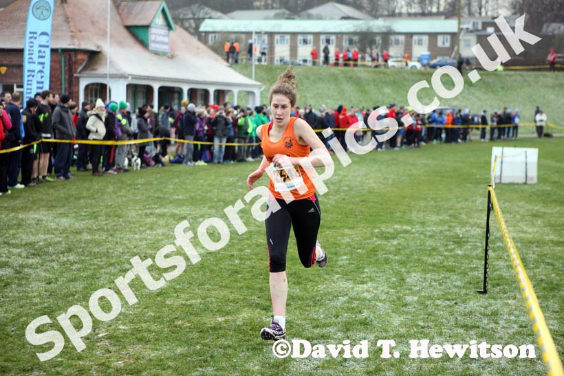 Durham City 3rd leg senior women Durham Cathedral Relays. Photo: David T. Hewitson/Sports for All Pics
